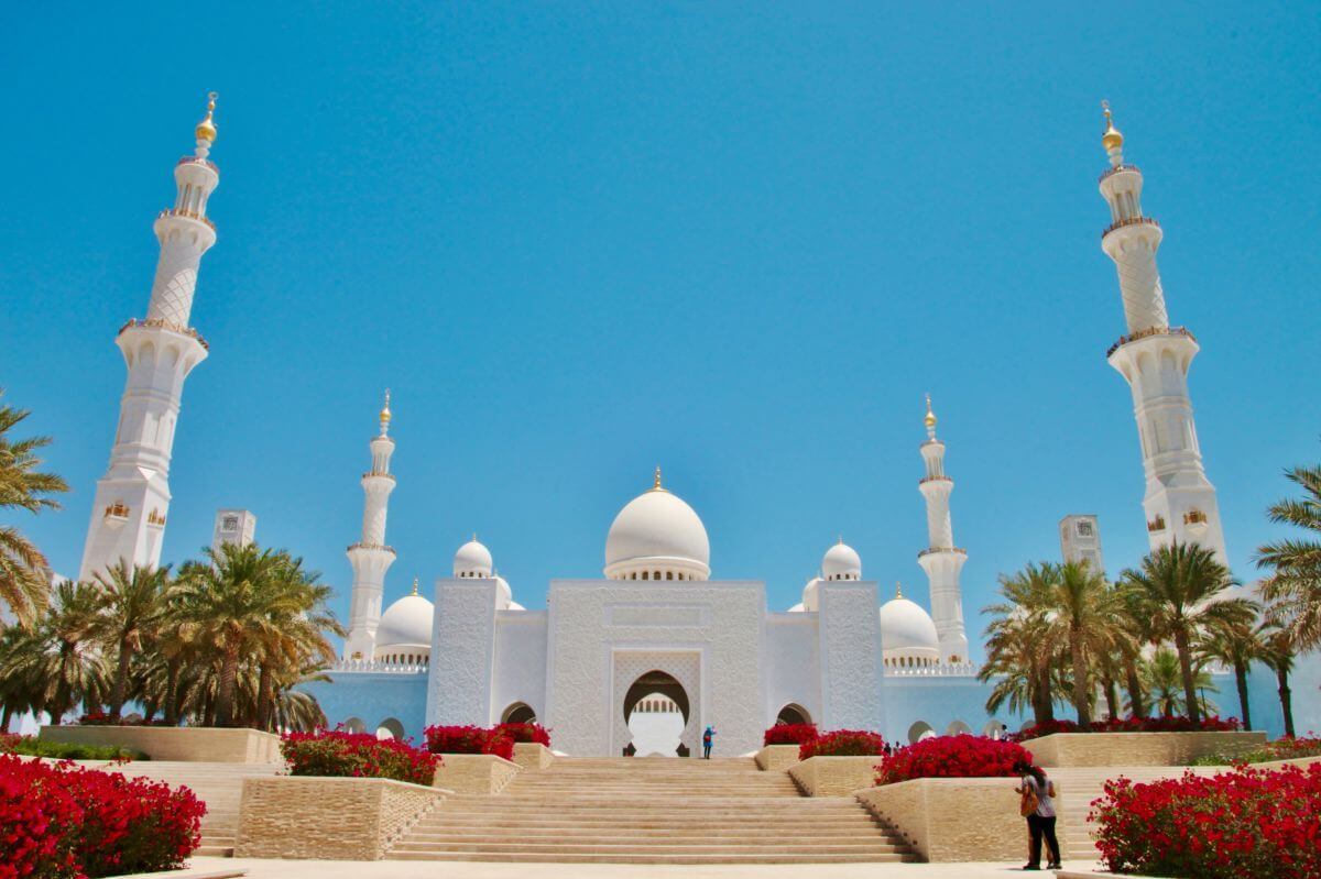 zjednoczone emiraty arabskie ciekawostki bały meczet