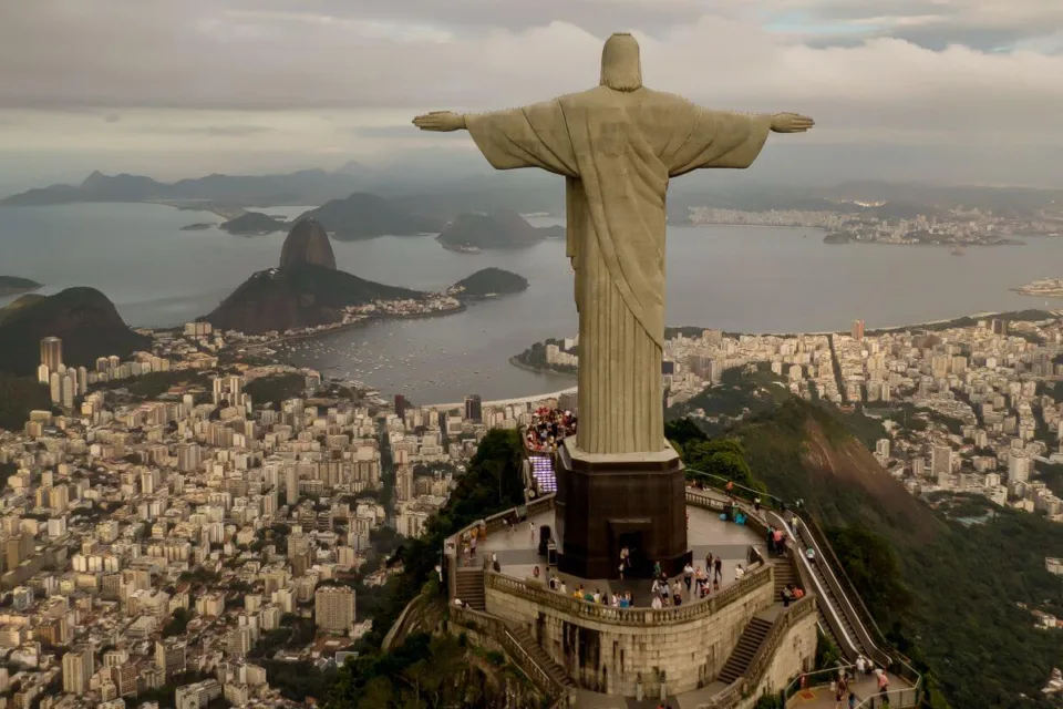 statua chrystusa odkupiciela w rio de janeiro