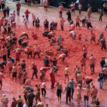 la tomatina